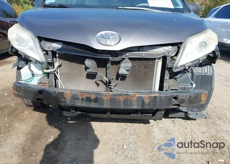 2013 Toyota Sienna Le V6 8 Passenger из США, поврежденный, VIN 5TDKK3DC2DS362729